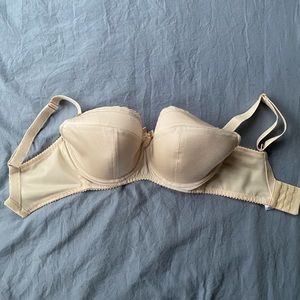 NWOT Comexim 60J / 28FF uk plunge bra, beige